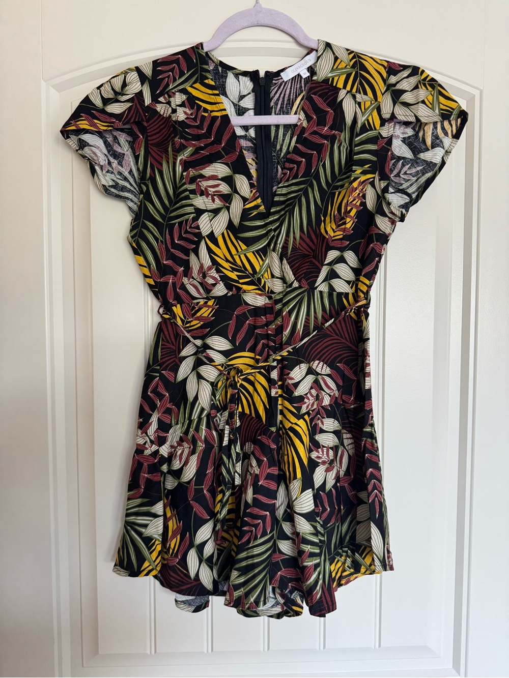 Olivaceous Black Tropical-Print V-Neck Romper